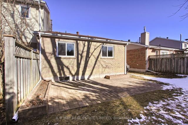 54 Adams Ct, Townhouse with 3 bedrooms, 2 bathrooms and 2 parking in Uxbridge ON | Image 28