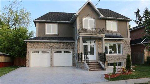 9 Mendip Cres, House detached with 4 bedrooms, 4 bathrooms and 2 parking in Toronto ON | Image 1