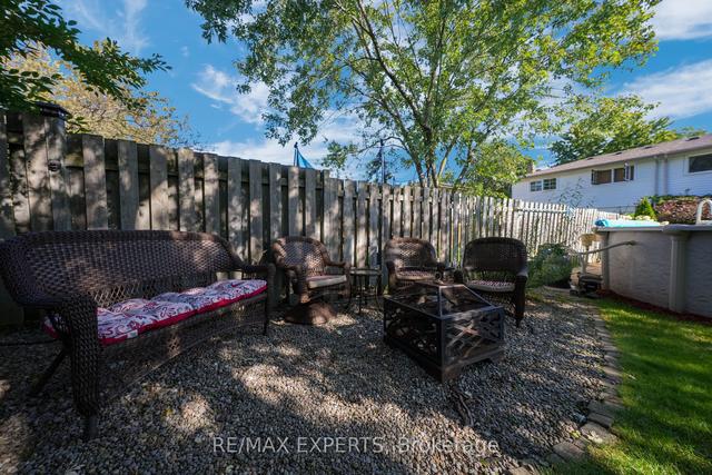 62 Hesp Dr, House semidetached with 4 bedrooms, 2 bathrooms and 3 parking in Caledon ON | Image 21