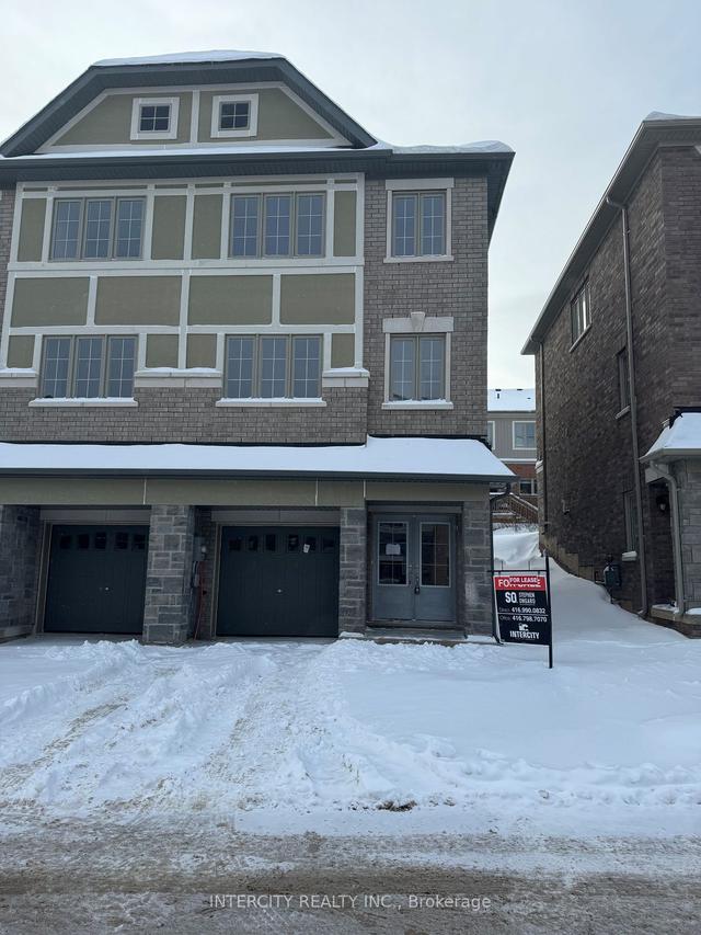 UNIT-13 - 68 First St, House attached with 3 bedrooms, 3 bathrooms and 2 parking in Orangeville ON | Image 2