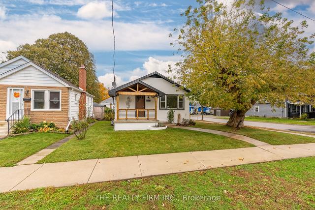 8 Briscoe St W, House detached with 2 bedrooms, 3 bathrooms and 4 parking in London ON | Image 21