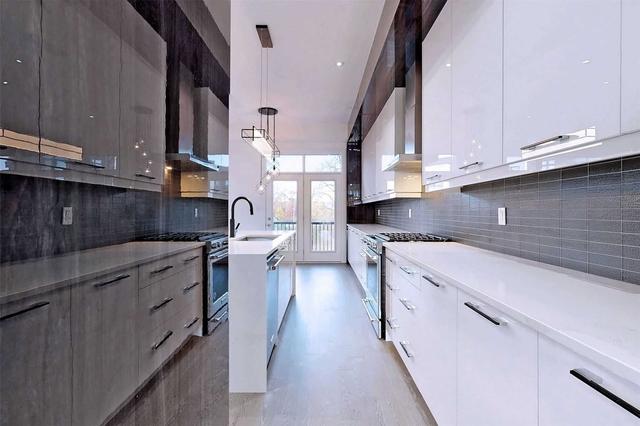 b7-3 - 62 Golden Tr, House attached with 3 bedrooms, 4 bathrooms and 2 parking in Vaughan ON | Image 9