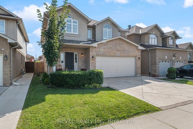 1016 Greenhill Ave, House detached with 4 bedrooms, 3 bathrooms and 4 parking in Hamilton ON | Image 12