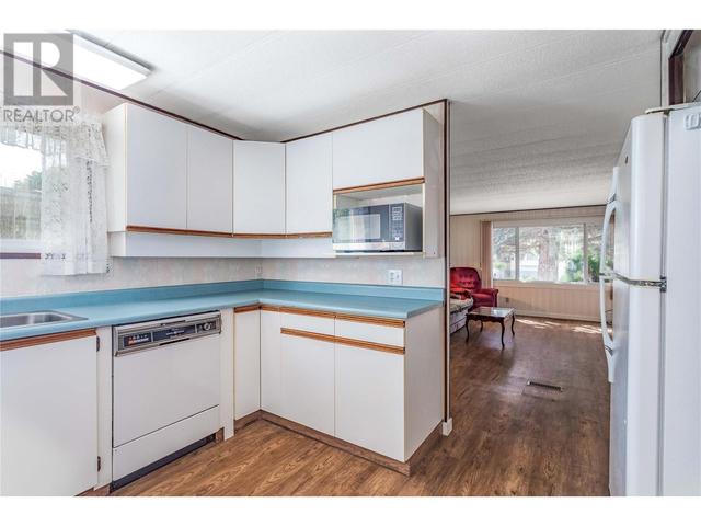 98 - 3535 Casorso Rd, House other with 2 bedrooms, 1 bathrooms and 2 parking in Kelowna BC | Image 9