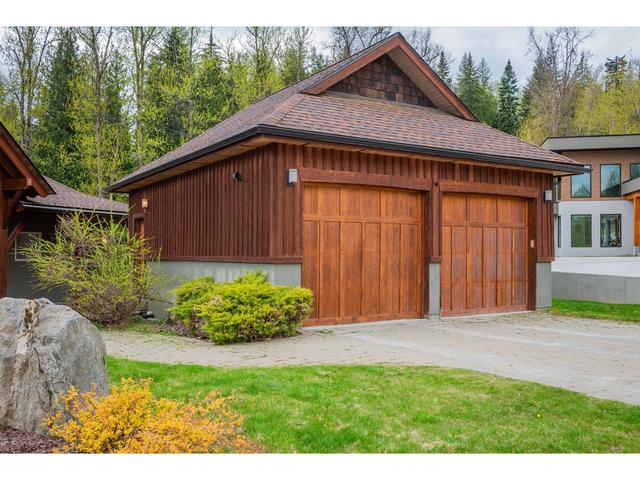 817 White Tail Drive, House detached with 4 bedrooms, 4 bathrooms and null parking in Rossland BC | Image 83