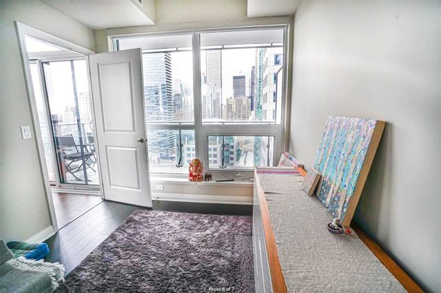 2502 - 8 Mercer St, Condo with 2 bedrooms, 2 bathrooms and 1 parking in Toronto ON | Image 6