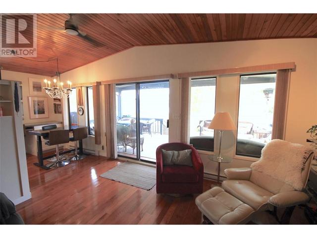 38 Lakeshore Rd, House detached with 2 bedrooms, 1 bathrooms and 5 parking in Vernon BC | Image 23