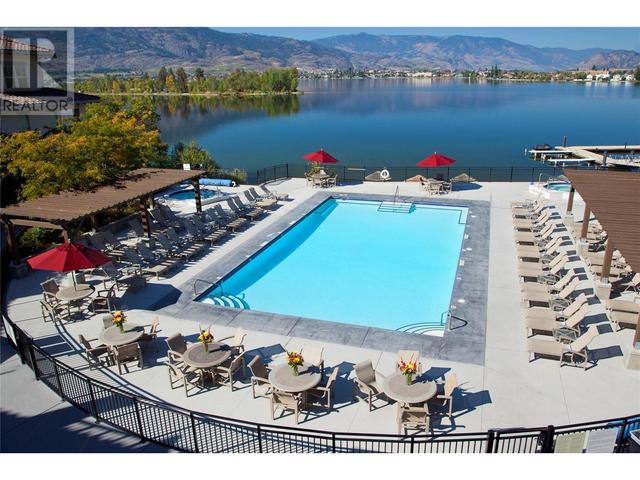 316 - 4200 Lakeshore Dr, Condo with 2 bedrooms, 2 bathrooms and null parking in Osoyoos BC | Image 1