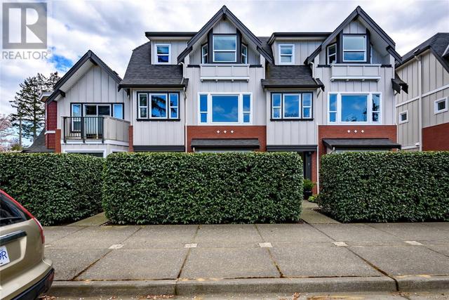 2 - 1653 Comox Ave, House attached with 3 bedrooms, 4 bathrooms and 1 parking in Comox BC | Image 51