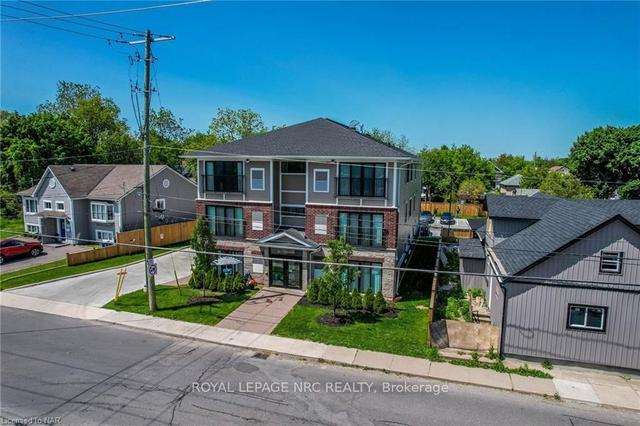 63 Vine St, House detached with 9 bedrooms, 9 bathrooms and 14 parking in St. Catharines ON | Image 23