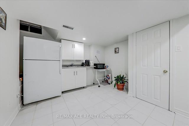 35 Lax Ave, House detached with 3 bedrooms, 4 bathrooms and 5 parking in Ajax ON | Image 25