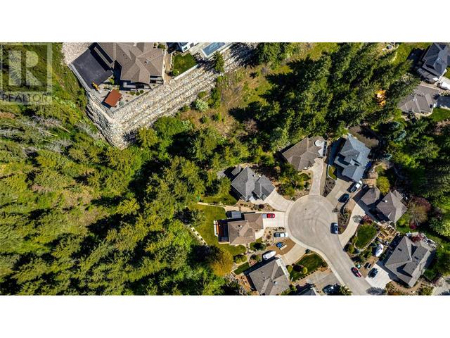 19 Kestrel Crt, House detached with 4 bedrooms, 3 bathrooms and 6 parking in Vernon BC | Image 59