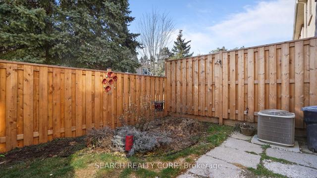 38 - 39 Queenston Dr, Townhouse with 3 bedrooms, 2 bathrooms and 1 parking in Kitchener ON | Image 30