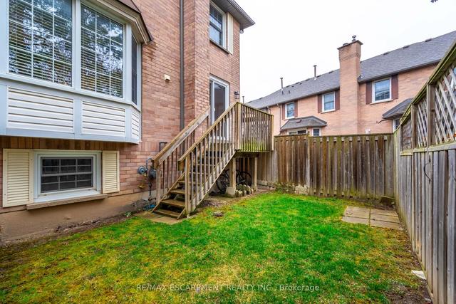 8 - 2935 Headon Forest Rd, Townhouse with 3 bedrooms, 4 bathrooms and 2 parking in Burlington ON | Image 25