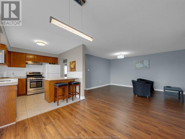 1628 Heatherglen Drive Unit# Upper Lvl, House semidetached with 2 bedrooms, 1 bathrooms and null parking in Tecumseh ON | Image 3