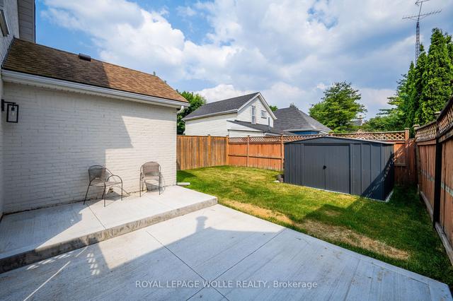 128 Cayuga St, House detached with 3 bedrooms, 2 bathrooms and 2 parking in Brantford ON | Image 21