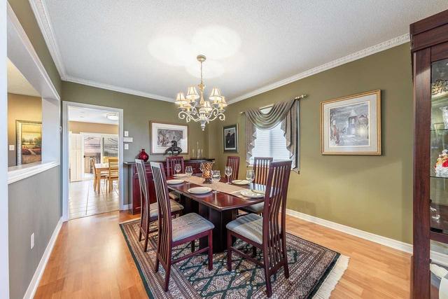 16 Ashton Dr, House detached with 4 bedrooms, 4 bathrooms and 4 parking in Vaughan ON | Image 31