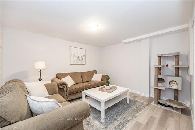 36 Wilsonview Ave, Townhouse with 3 bedrooms, 2 bathrooms and 1 parking in Guelph ON | Image 19