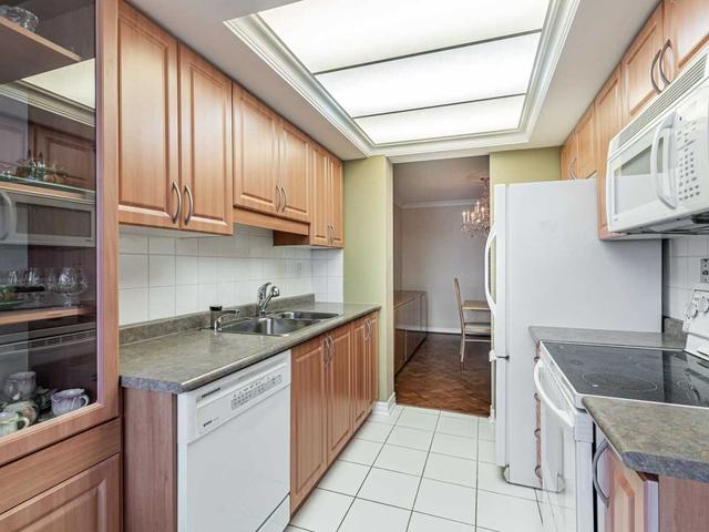 1101 - 133 Torresdale Ave, Condo with 2 bedrooms, 2 bathrooms and 1 parking in Toronto ON | Image 5