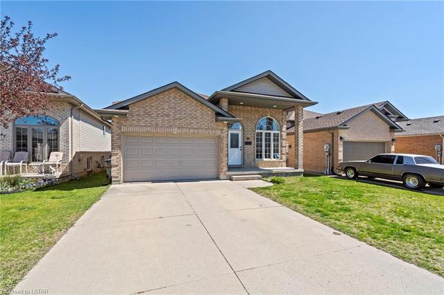 69 Bridle Path, House detached with 4 bedrooms, 2 bathrooms and 6 parking in Strathroy Caradoc ON | Image 12