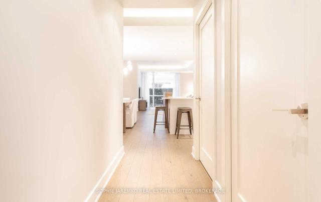 th24 - 30 Nelson St, Townhouse with 3 bedrooms, 3 bathrooms and 2 parking in Toronto ON | Image 11