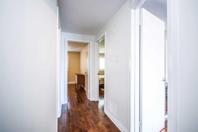 3 Tangle Briarway, Townhouse with 3 bedrooms, 2 bathrooms and 2 parking in Toronto ON | Image 19