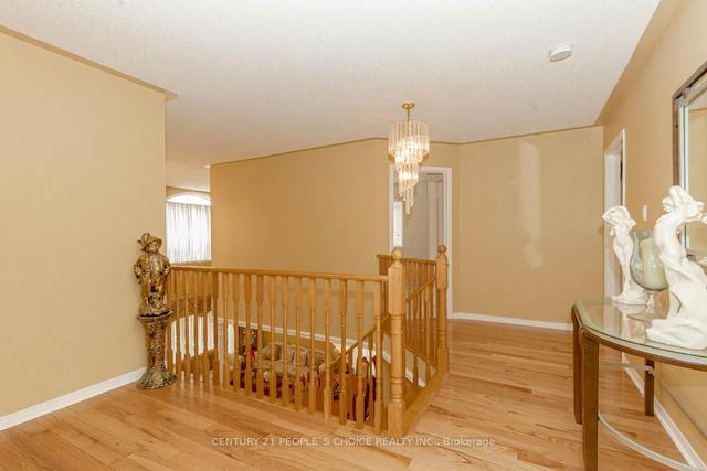 7 Citronella Ln, House detached with 4 bedrooms, 5 bathrooms and 6 parking in Brampton ON | Image 9