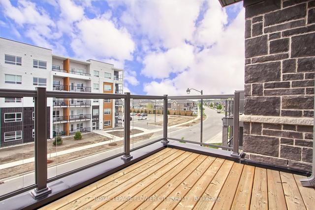 221 W Oak Trl, Townhouse with 2 bedrooms, 2 bathrooms and 2 parking in Kitchener ON | Image 29
