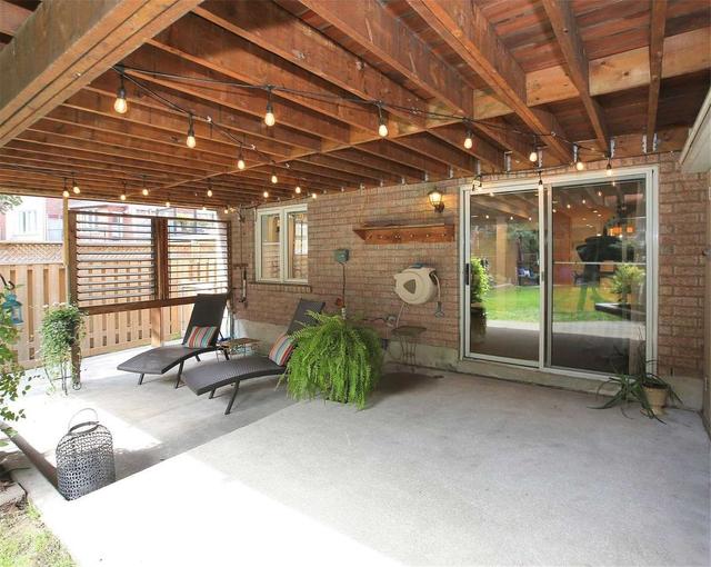 67 Moreau Tr, House detached with 4 bedrooms, 4 bathrooms and 7 parking in Toronto ON | Image 28