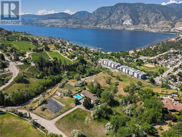 3575 Valleyview Rd, House detached with 4 bedrooms, 0 bathrooms and 9 parking in Penticton BC | Image 2