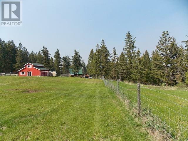 1432 Flett Road, House detached with 5 bedrooms, 3 bathrooms and null parking in Cariboo E BC | Image 31