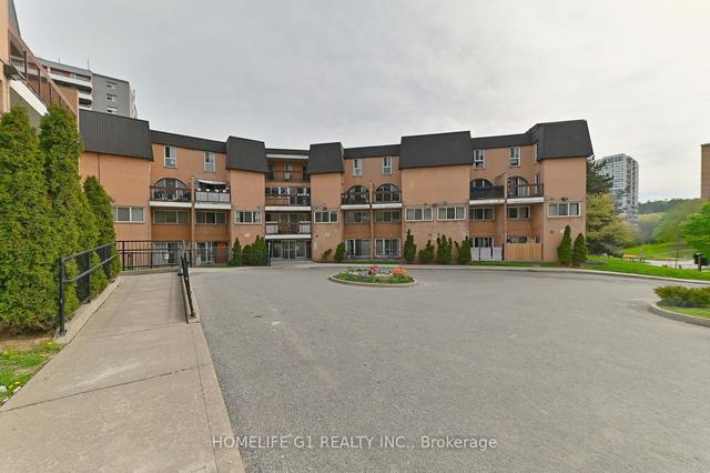 39 - 100 Mornelle Ct, Townhouse with 3 bedrooms, 1 bathrooms and 1 parking in Toronto ON | Image 1