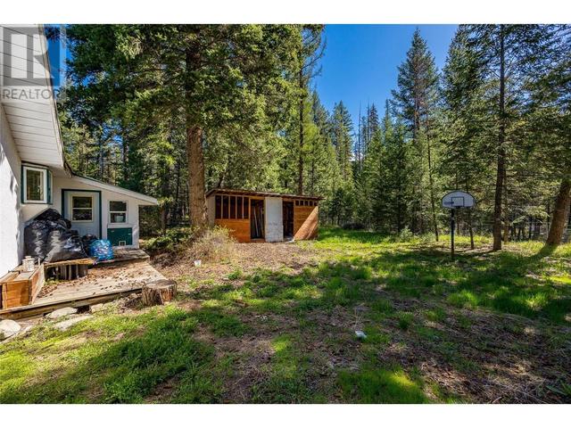 6580 Hwy 33 Hwy, House detached with 4 bedrooms, 2 bathrooms and 400 parking in Kootenay Boundary E BC | Image 16