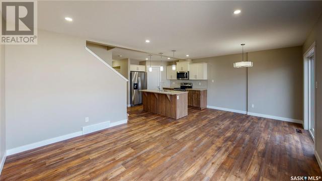 218 Schmeiser Bend, House semidetached with 3 bedrooms, 3 bathrooms and null parking in Saskatoon SK | Image 11