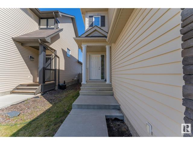 1932 Chapman Rd Sw, House detached with 3 bedrooms, 2 bathrooms and 4 parking in Edmonton AB | Image 2