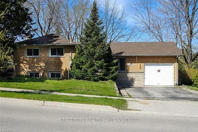 337 Fairview Ave, House detached with 3 bedrooms, 2 bathrooms and 3 parking in London ON | Image 1