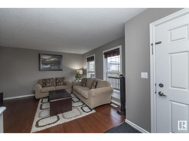 1880 32 St Nw, House detached with 3 bedrooms, 2 bathrooms and null parking in Edmonton AB | Image 3