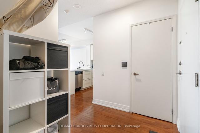 3805 - 21 Carlton St, Condo with 1 bedrooms, 1 bathrooms and 0 parking in Toronto ON | Image 6