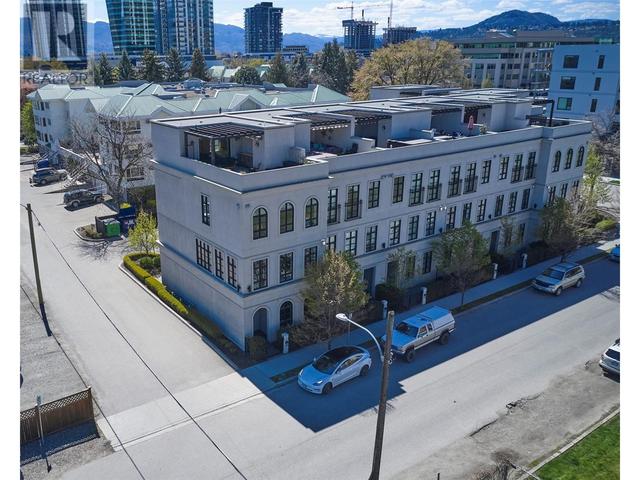 645 Fuller Ave, House attached with 2 bedrooms, 2 bathrooms and 2 parking in Kelowna BC | Image 53