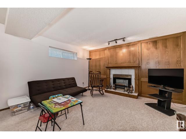 4003 38a Ave Nw, House detached with 3 bedrooms, 2 bathrooms and 4 parking in Edmonton AB | Image 29