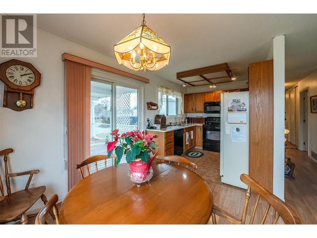 45 Kingfisher Drive, House detached with 2 bedrooms, 2 bathrooms and 1 parking in Penticton 1 BC | Image 16
