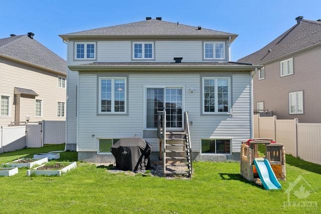 128 Culloden Cres, House detached with 4 bedrooms, 4 bathrooms and 6 parking in Ottawa ON | Image 28