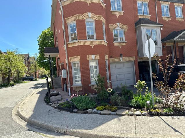 79 - 95 Weldrick Rd E, Townhouse with 3 bedrooms, 3 bathrooms and 2 parking in Richmond Hill ON | Image 1