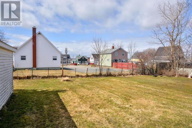 60 Ashby Rd, House detached with 3 bedrooms, 1 bathrooms and null parking in Cape Breton NS | Image 6