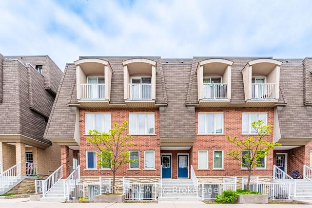 103 - 65 Turntable Cres, Townhouse with 3 bedrooms, 2 bathrooms and 2 parking in Toronto ON | Image 1