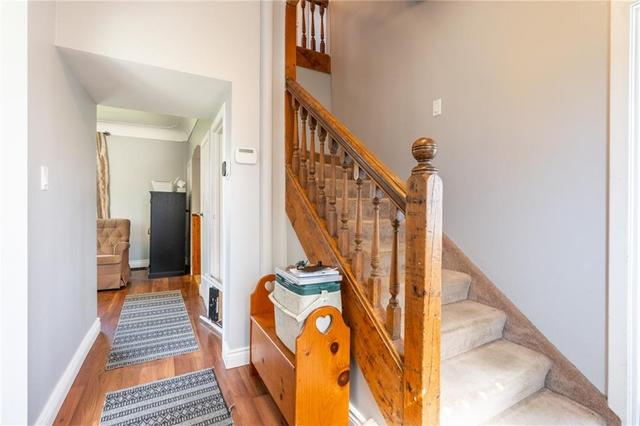 160 East 31st St, House detached with 4 bedrooms, 1 bathrooms and 4 parking in Hamilton ON | Image 5
