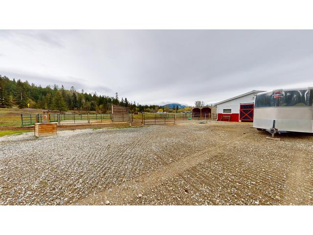 4101 9th St S, House detached with 2 bedrooms, 2 bathrooms and null parking in East Kootenay C BC | Image 64