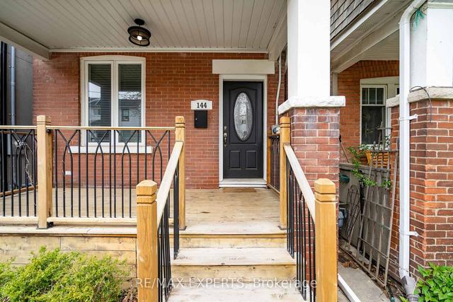 144 Morrison Ave, House detached with 3 bedrooms, 3 bathrooms and 1 parking in Toronto ON | Image 23