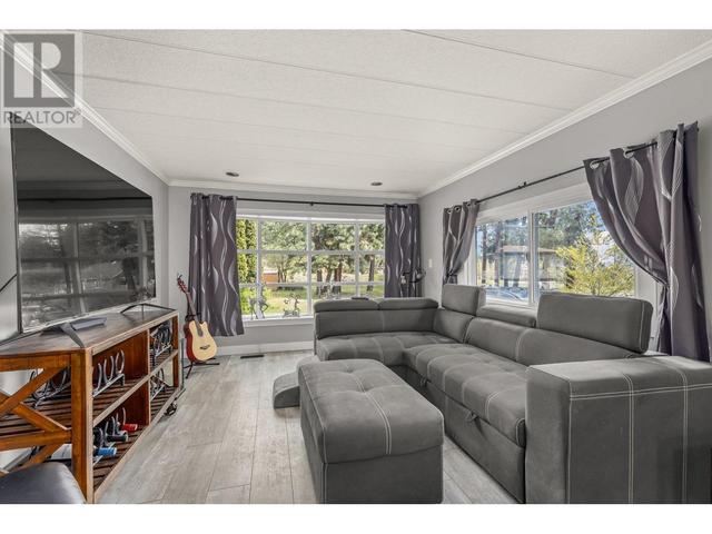 23 - 5371 Princeton Ave, House other with 2 bedrooms, 1 bathrooms and 2 parking in Peachland BC | Image 8
