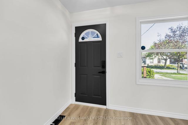 97 St Julien St, House detached with 2 bedrooms, 1 bathrooms and 1 parking in London ON | Image 23